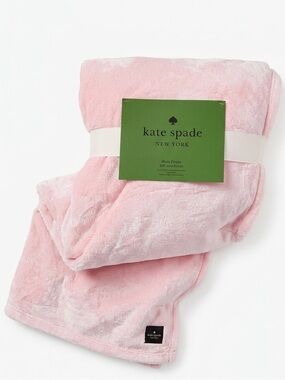 Kate Spade Plush Fleece Throw in Light Pink 60” X 70” New with tags